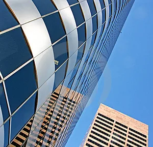 Detalle arquitectónico utilizado como referencia visual para servicios de peritación y construcción